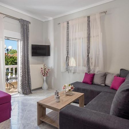 Family House Nikos 2 Apartment ซีเกีย ภายนอก รูปภาพ