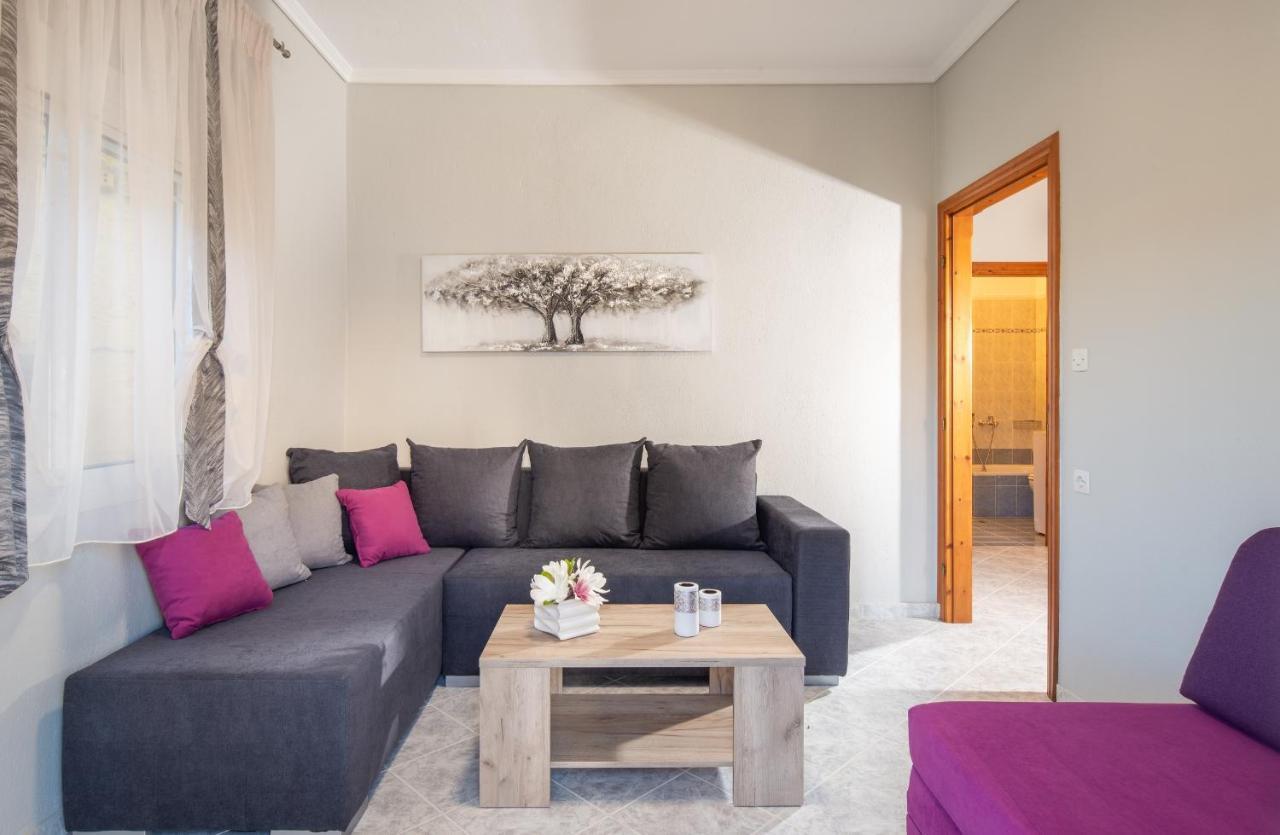 Family House Nikos 2 Apartment ซีเกีย ภายนอก รูปภาพ