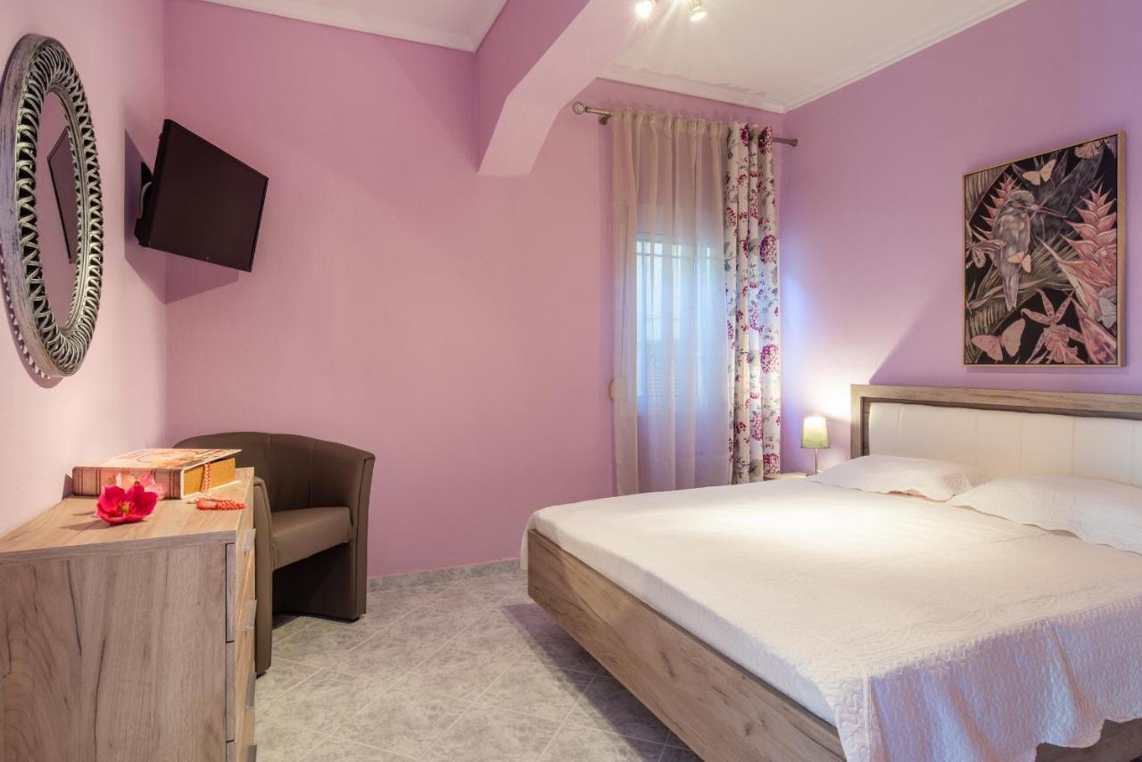 Family House Nikos 2 Apartment ซีเกีย ภายนอก รูปภาพ